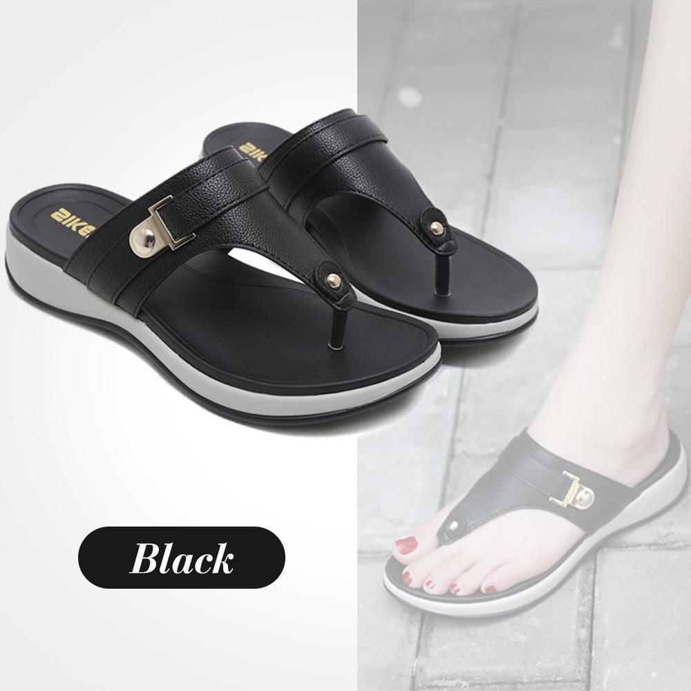 Comfortable Beach Sandals & Toe Clip Slippers