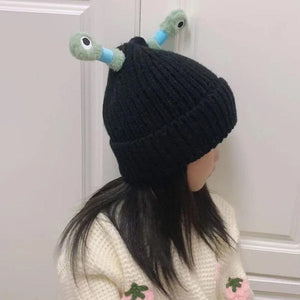 🐸Glow in the Dark Little Monster Woolly Hat🥳