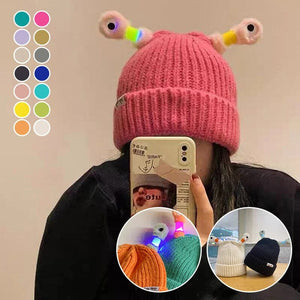 🐸Glow in the Dark Little Monster Woolly Hat🥳