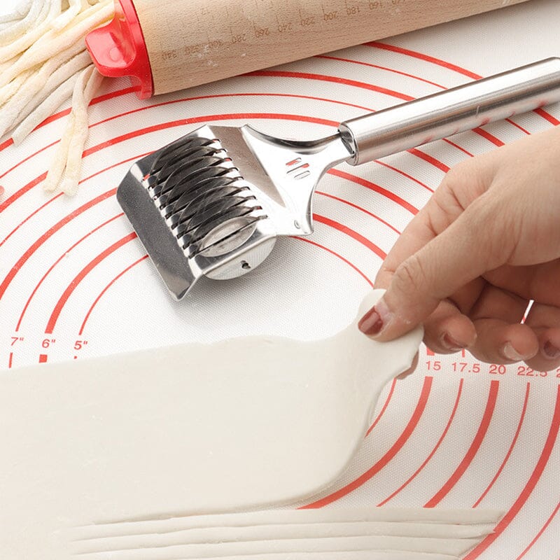 Noodle Spaghetti Cutter Roller