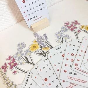 🌷2024 Bloomy Flowers Desk Calendar