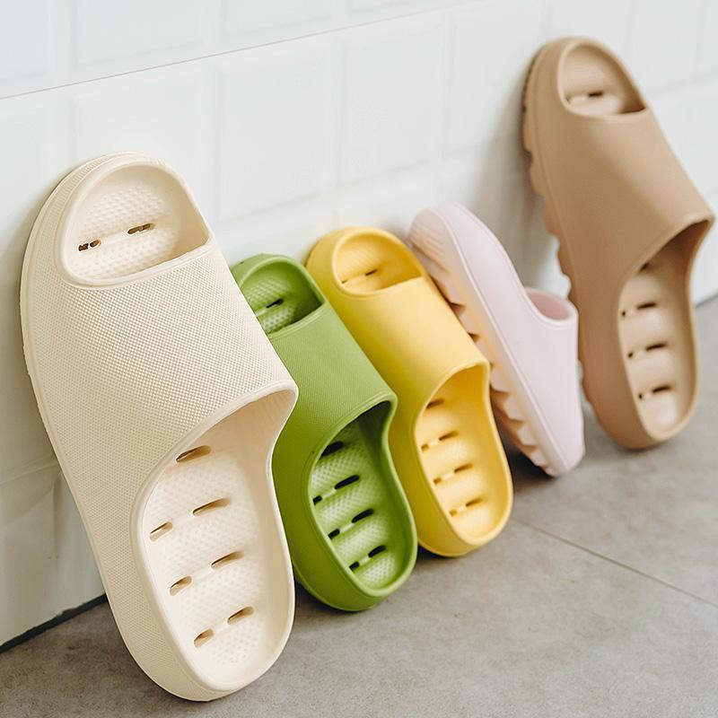 Home & Bathroom Non-slip Slippers