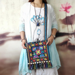 Vintage Embroidery Shoulder Bag