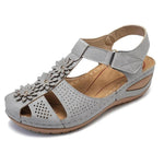 Comfortable soft-soled sandals