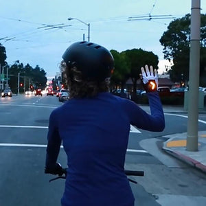 Bicycle Gloves With Turn Signals