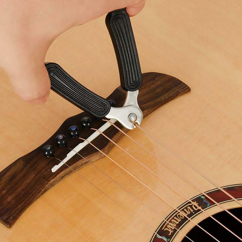 3 In 1 Tool For Changing Guitar Strings