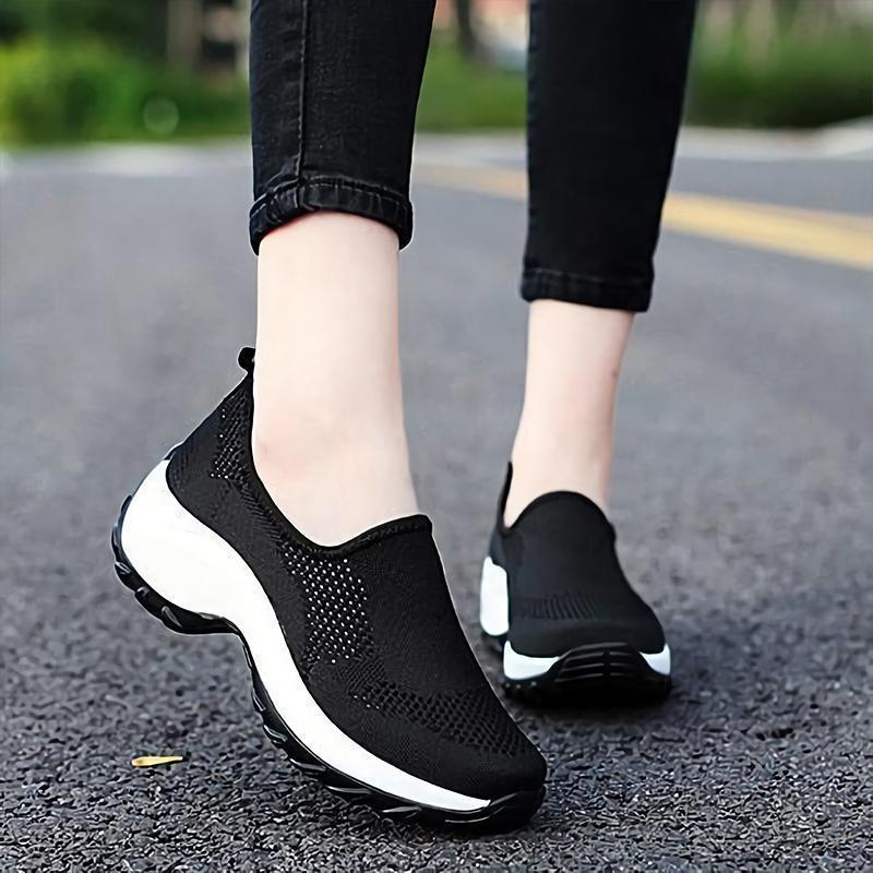 Outdoor Breathable Mesh Sneakers