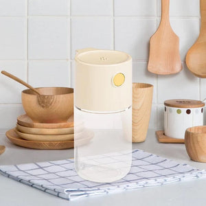 Salt Shaker Spice Dispenser