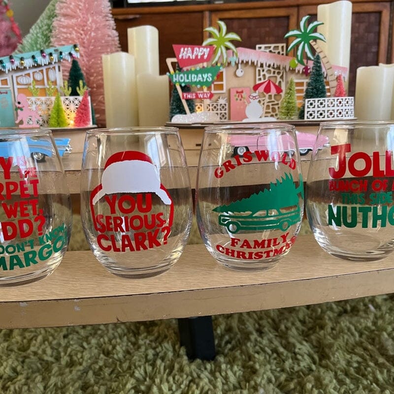 🎄Christmas Themed Wine Glasses🍷