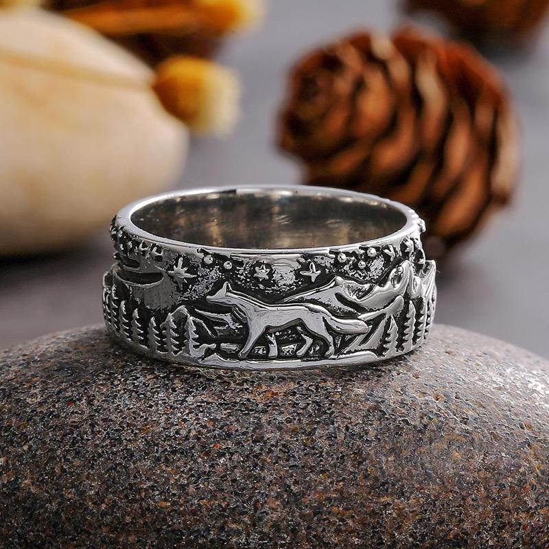 Wolf and She-wolf Paired Rings