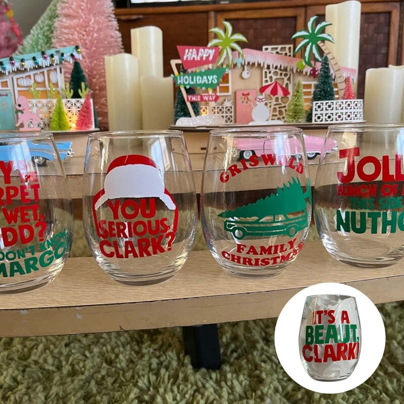 🎄Christmas Themed Wine Glasses🍷